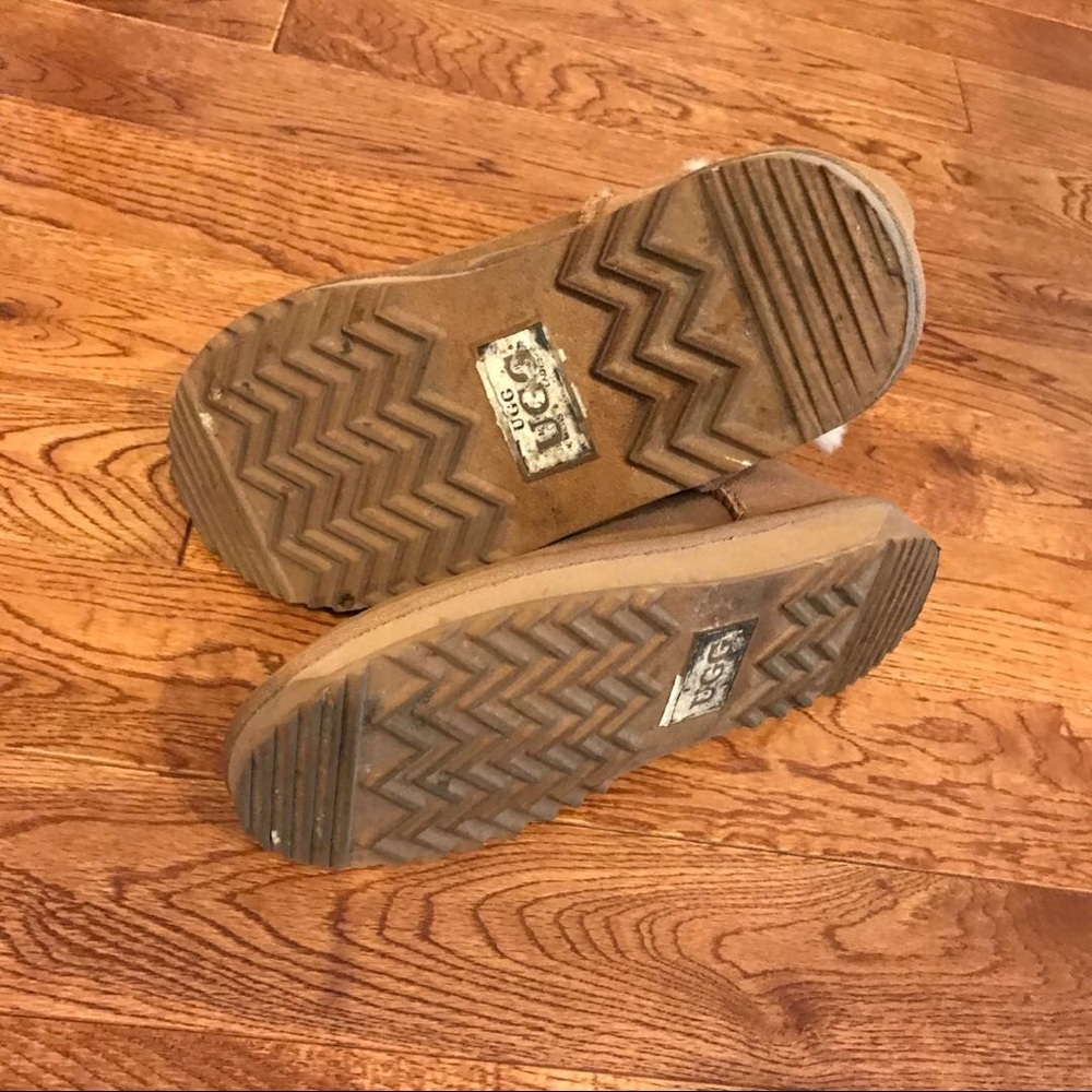 😍PRICE DROP!!!😍 UGG Bailey Button Boot Sz 8 - Picture 6 of 7